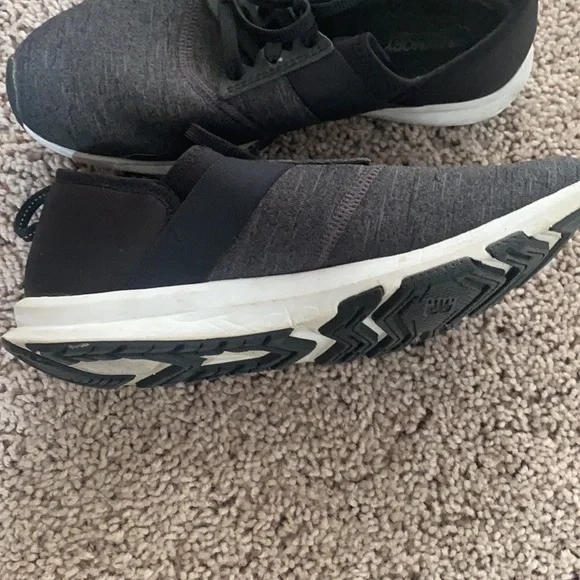 New balance sneakers - Picture 8 of 9